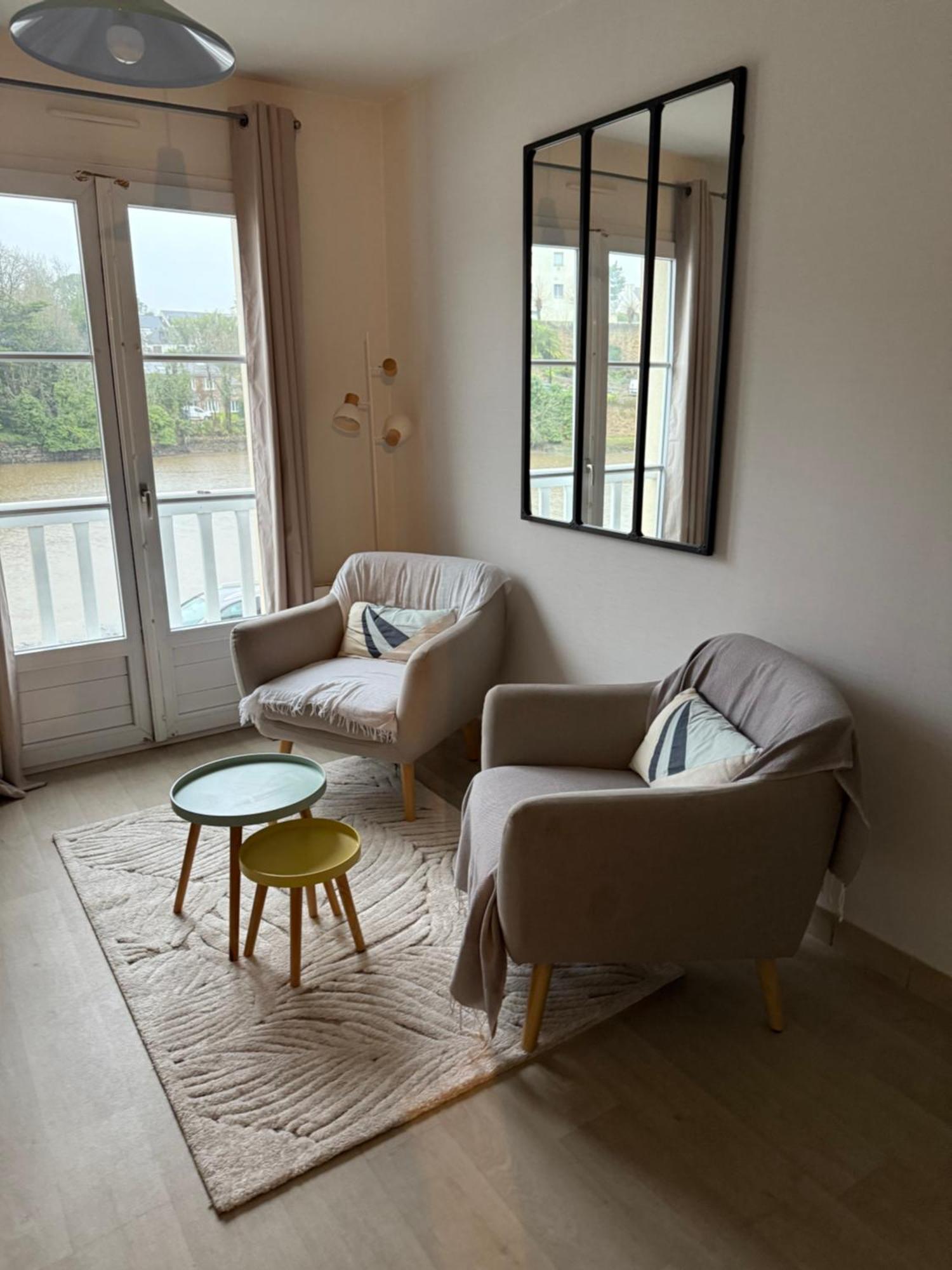 Appartement T2 Vue Sur La Riviere Avec Garage Privatif - Port De Saint-Goustan Оре Екстериор снимка