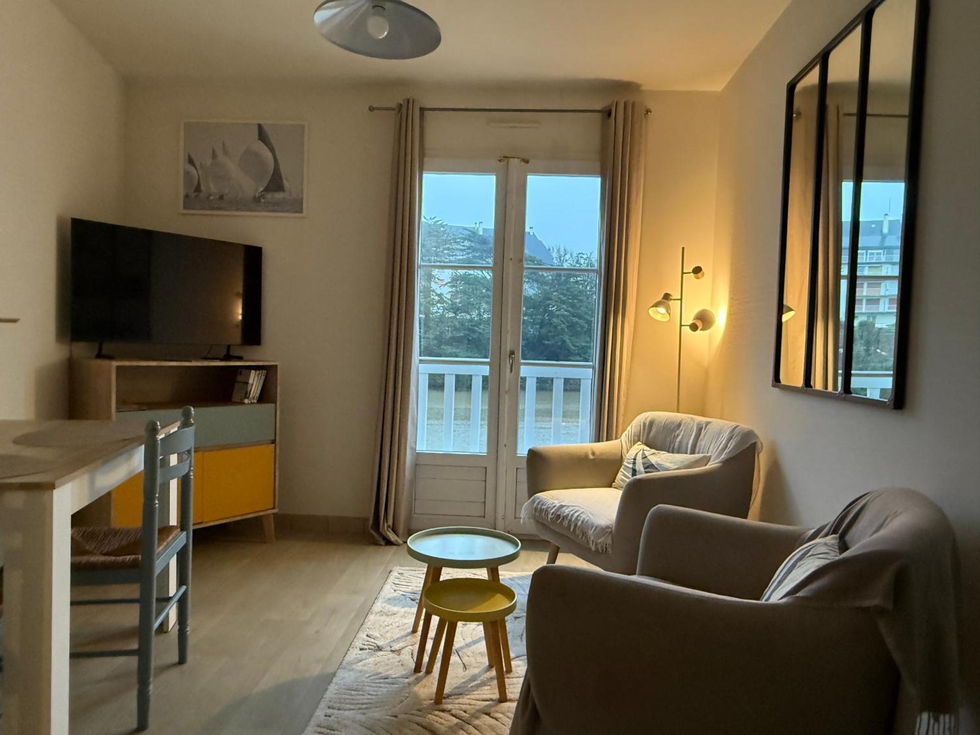 Appartement T2 Vue Sur La Riviere Avec Garage Privatif - Port De Saint-Goustan Оре Екстериор снимка