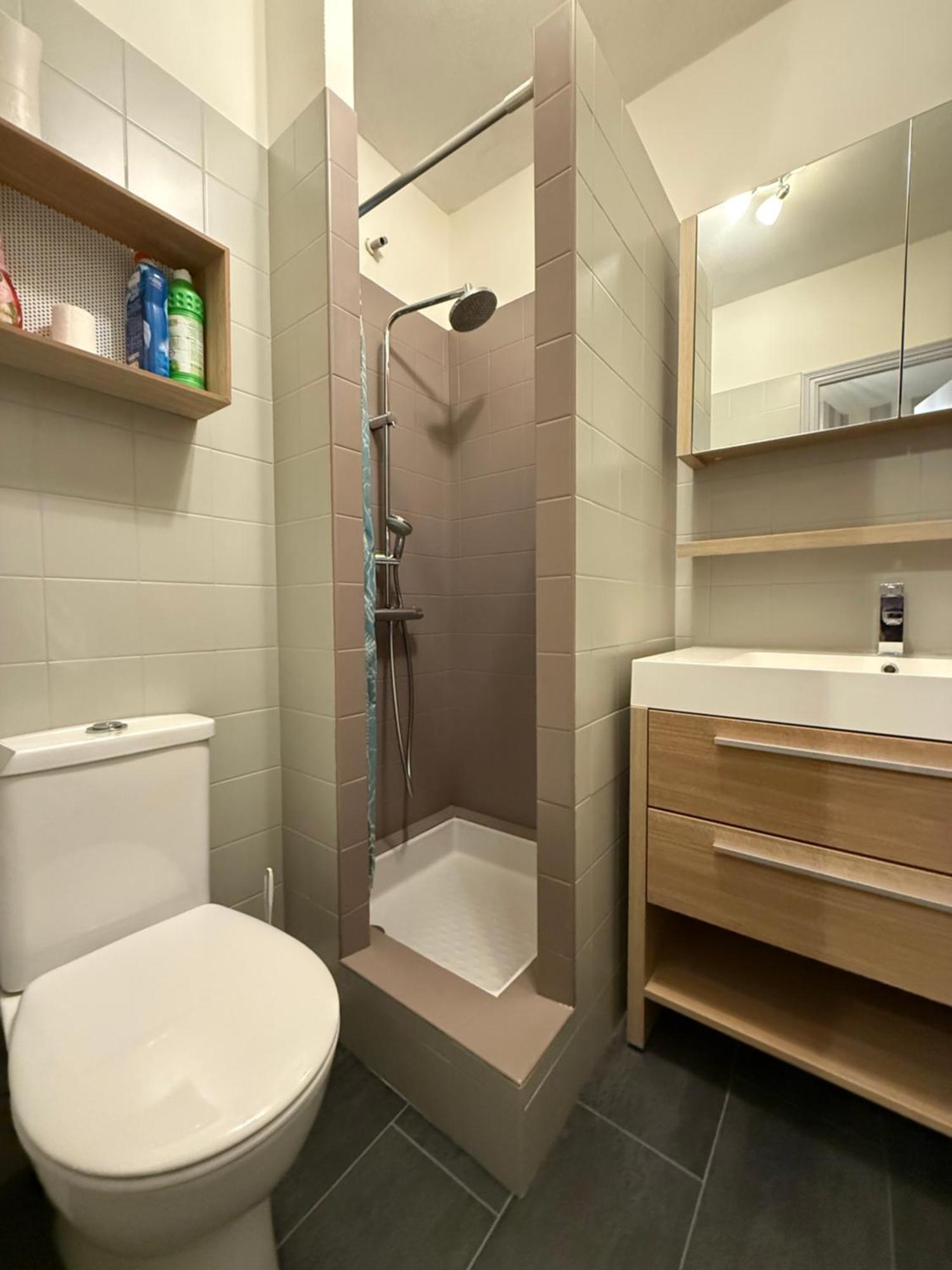 Appartement T2 Vue Sur La Riviere Avec Garage Privatif - Port De Saint-Goustan Оре Екстериор снимка